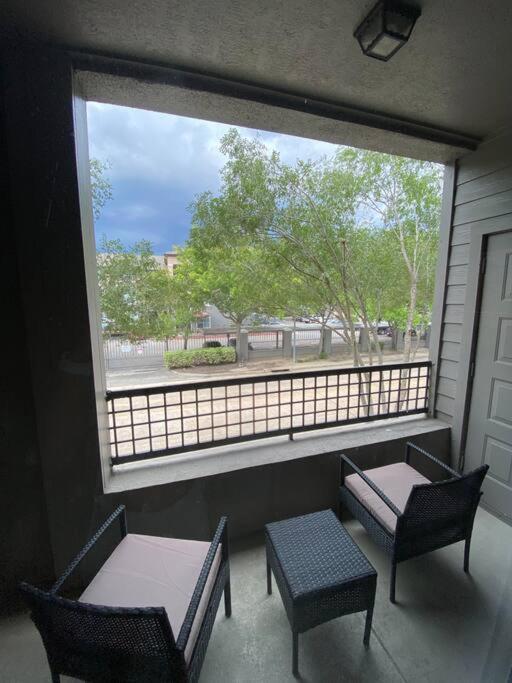 יוסטון Your Warm Spacious Unit With Pool - Medical Center מראה חיצוני תמונה